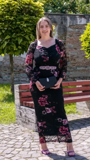Rochii negre mulate
