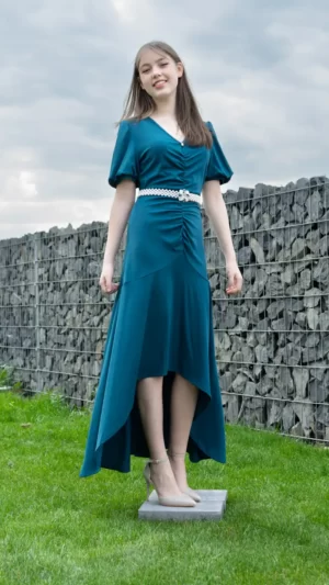 Rochie eleganta cu maneci bufante