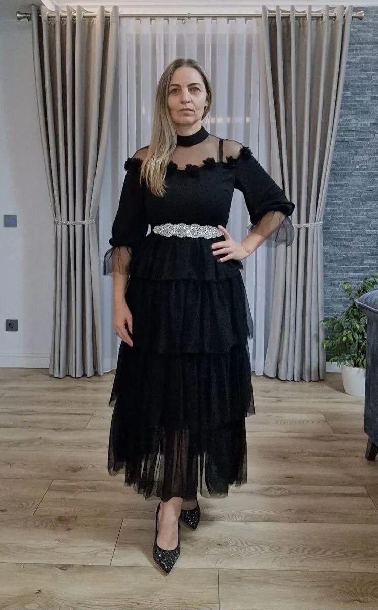 Rochie cu volanase din tulle