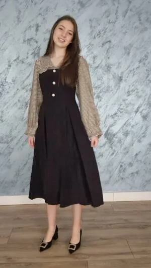 Rochie neagra midi