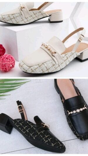 Pantofi eleganti crem |   Sandale decupate negre |
Sandale cu toc patrat | 200 lei.