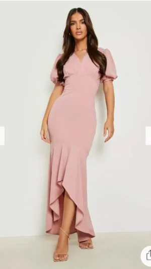 Rochie lungă Boohoo | Rochie
elegantă roz pudră | 279 lei