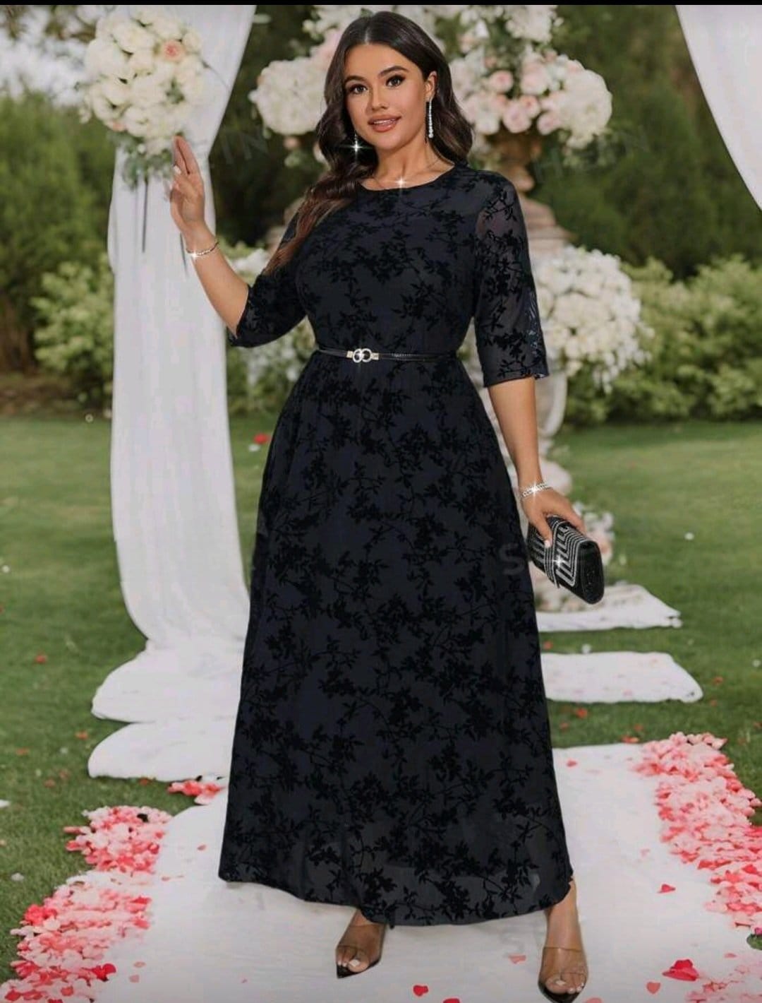 Rochii Negre |  Rochii elegante | Rochie Florală Neagră | 220 lei